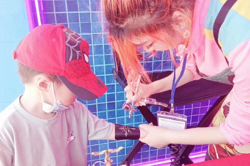 长隆暑期活动化妆